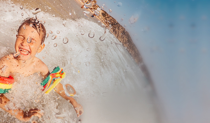 Les enfants et le soleil Les enfants et le soleil